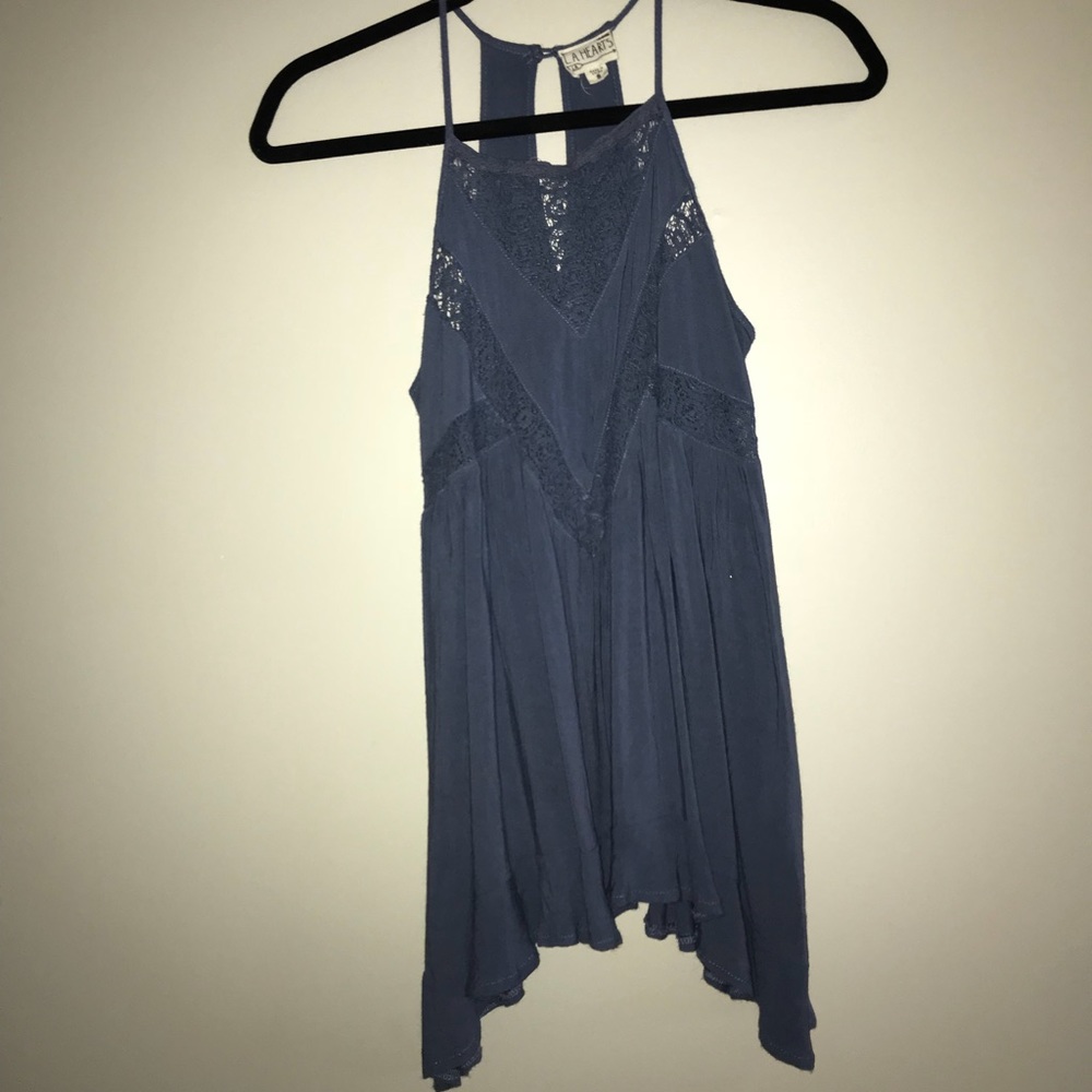 blue tank top